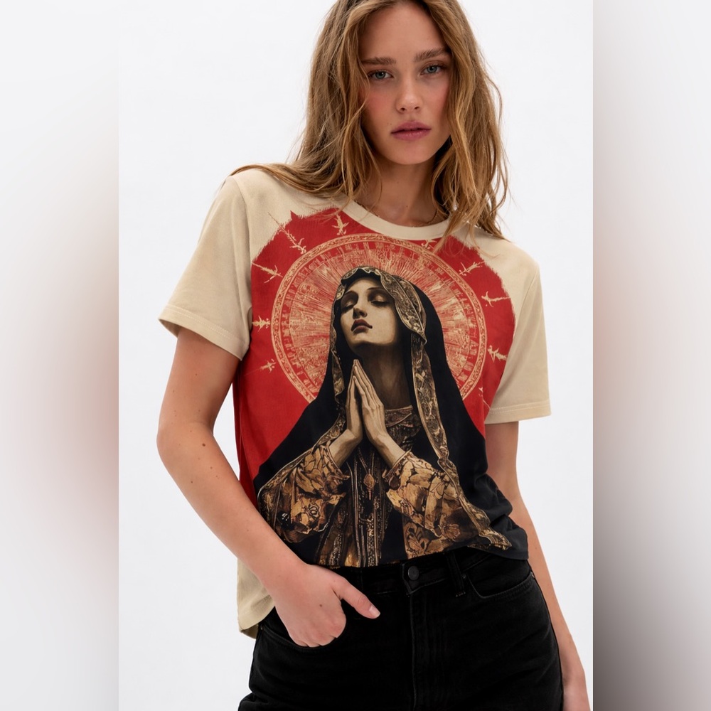 BOUTIQUE SAINT GRAPHIC TEE